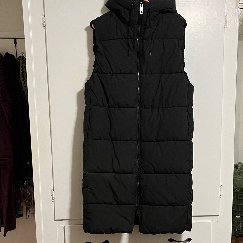 Black Hooded Puffer Vest